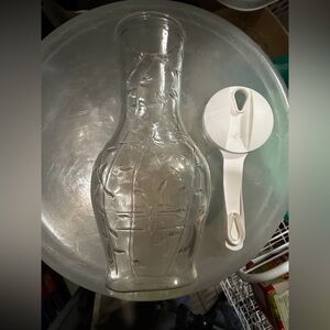 Vintage Good Seasons Salad Dressing Cruet Glass Shaker Bottle Design white Lid.